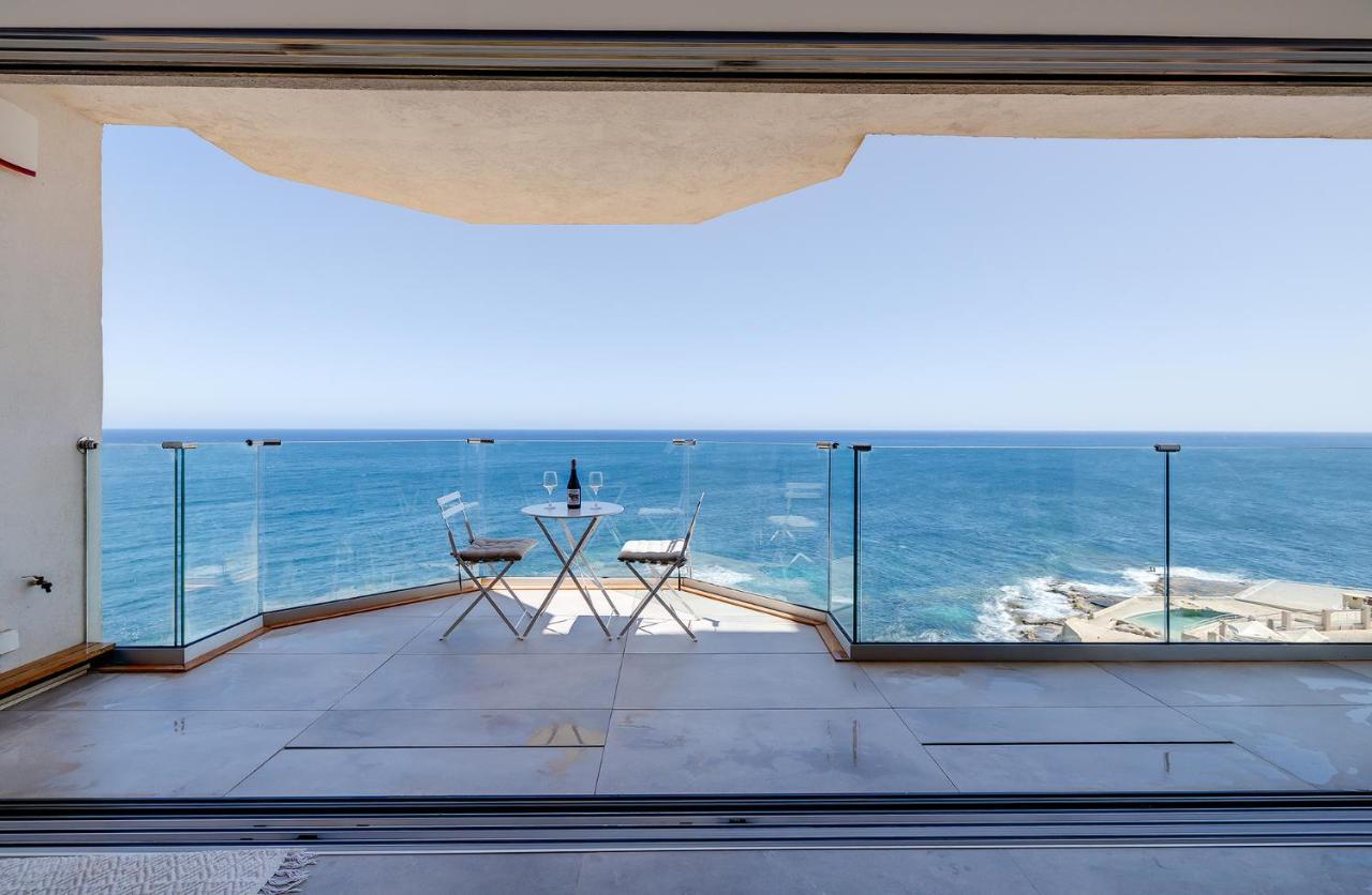 Superb Seafront Family Sliema